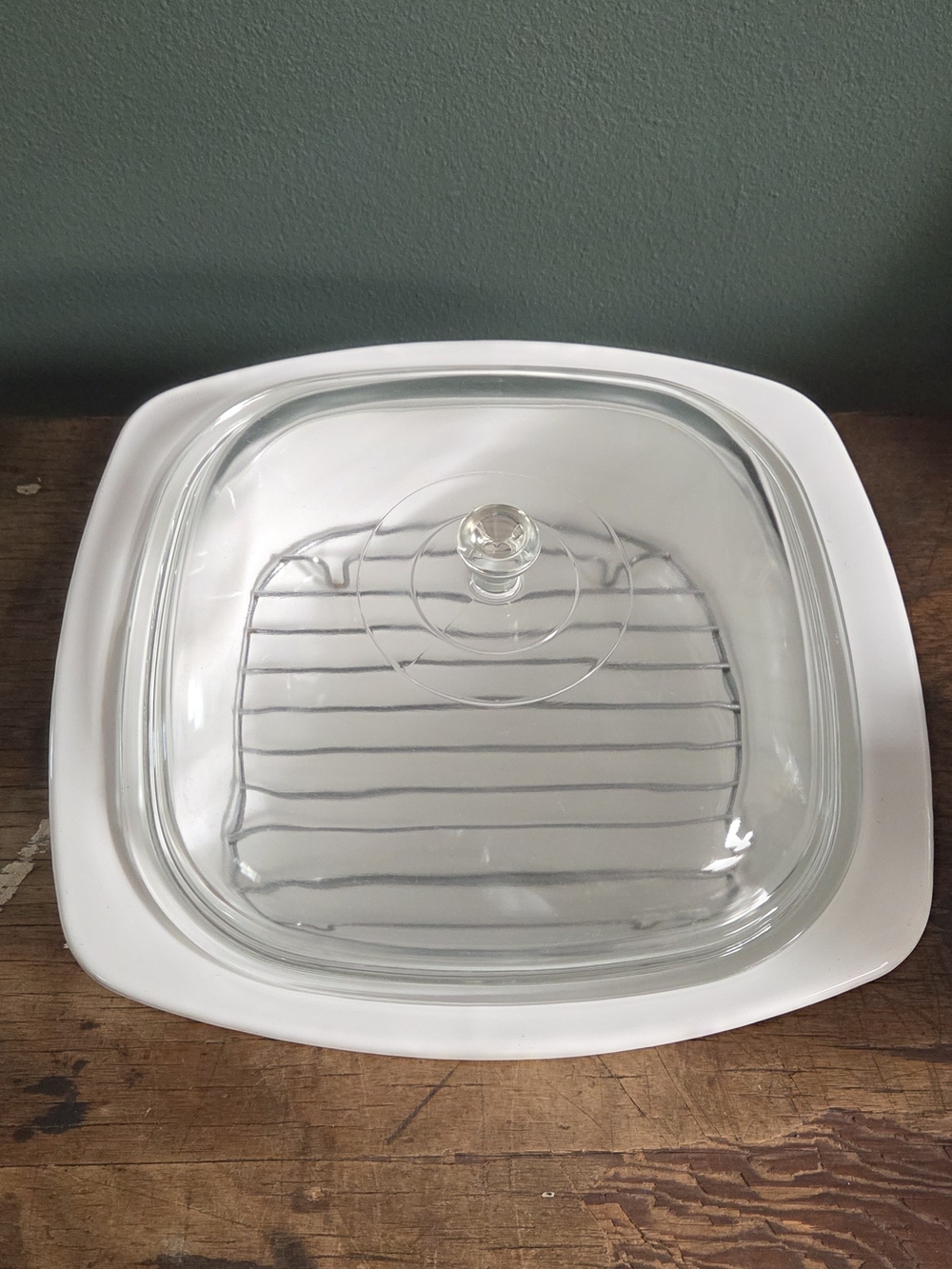 CorningWare White Casserole Dish with Blue Floral Pattern and Glass Lid - Picture 3 of 6